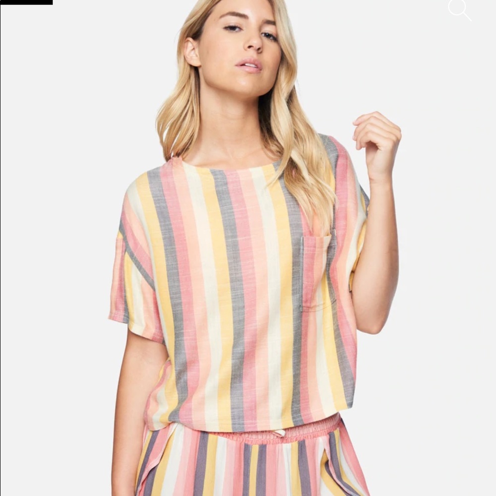 HURLEY WOVEN BOXY TOP size small